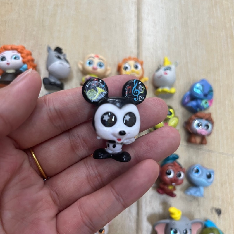 Anime Figures Disney Doorables - Elsa Gadget review and price